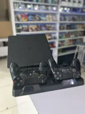 PlayStation Le Wede Costm Er Ps4