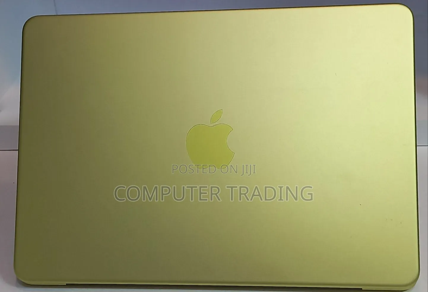 New Laptop Apple MacBook Neo 2026 8GB Intel Core i7 SSD 512GB