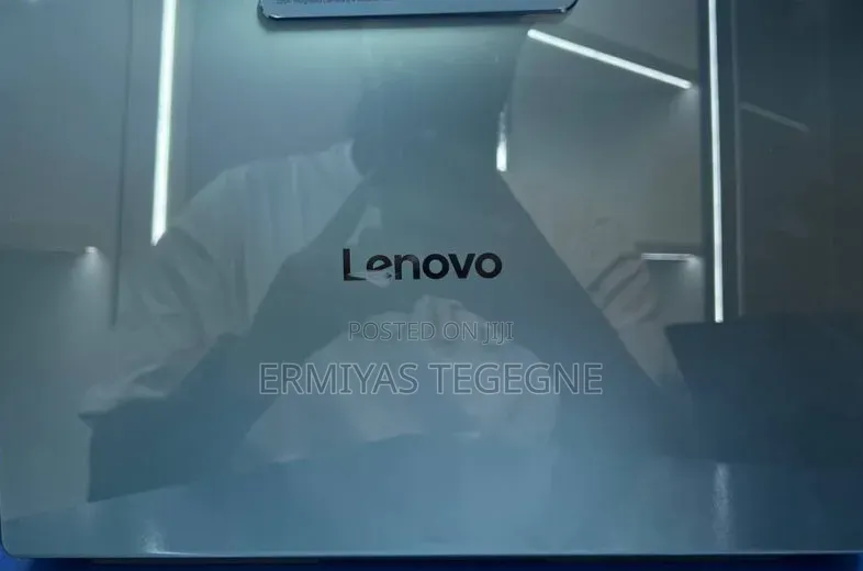New Laptop Lenovo ThinkPad X1 Carbon 16GB Intel Core Ultra 7 SSD 512GB