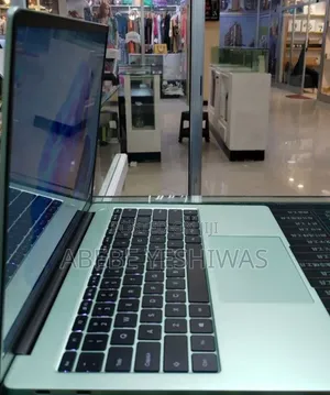 New Laptop HP 14-dq1025cl 16GB Intel Core i5 SSD 512GB