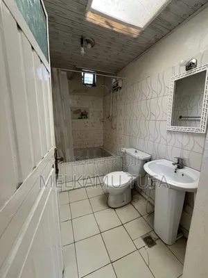 Furnished 2bdrm House in Kirkos for rent