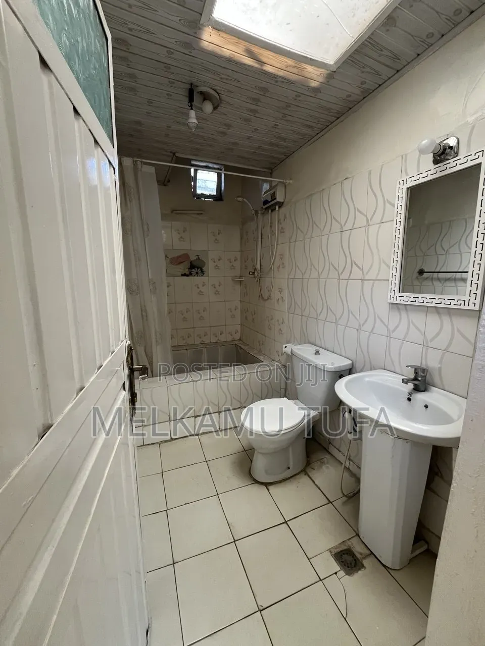 Furnished 2bdrm House in Kirkos for rent