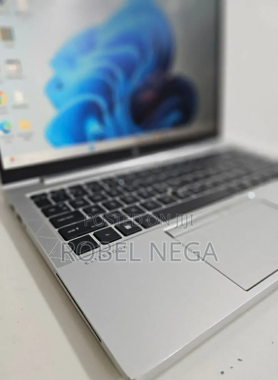 New Laptop HP EliteBook 840 G8 16GB Intel Core i7 SSD 512GB