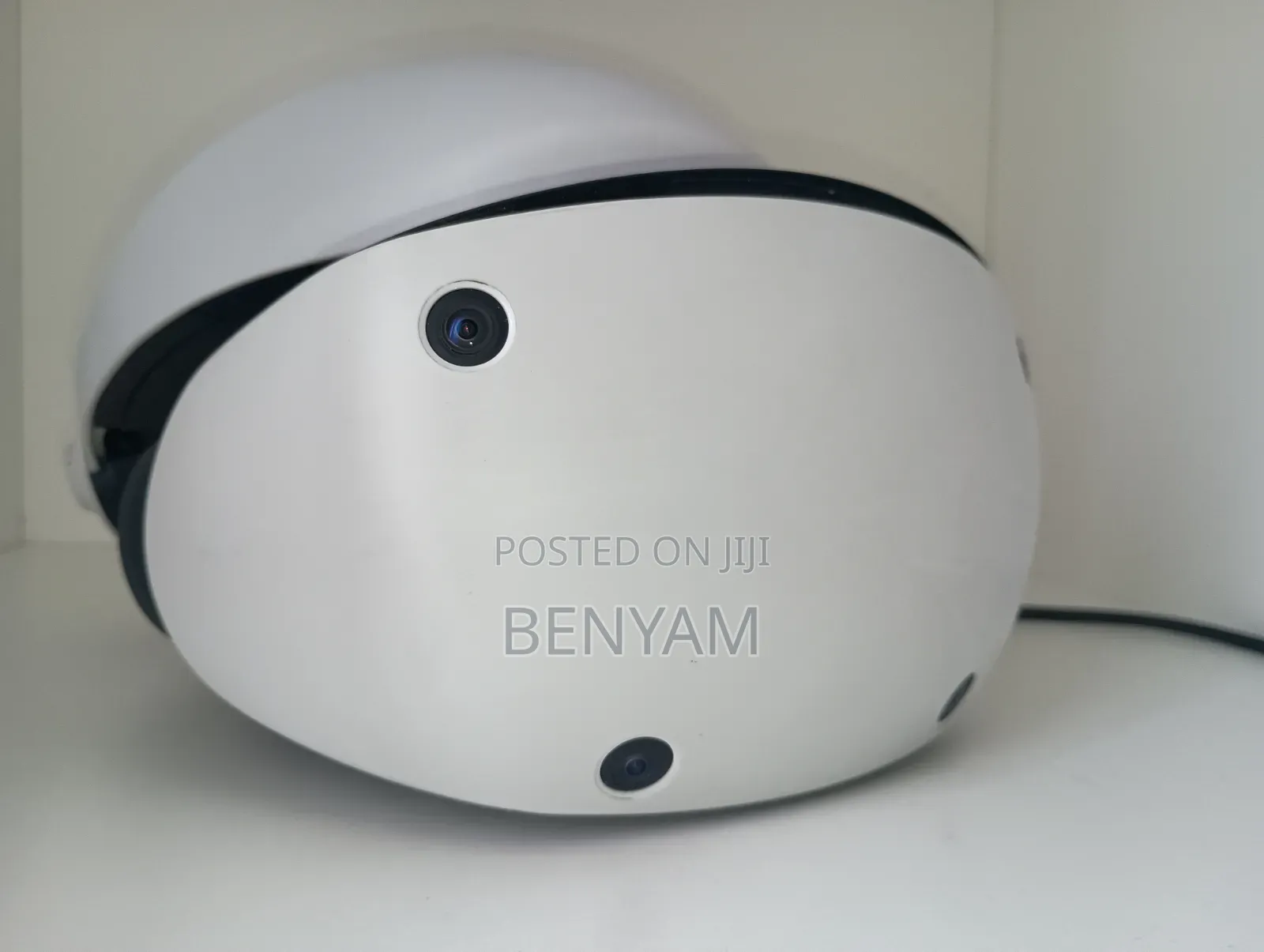 PlayStation 5 PSVR2 ( Controllers Not Included , Works With Any)