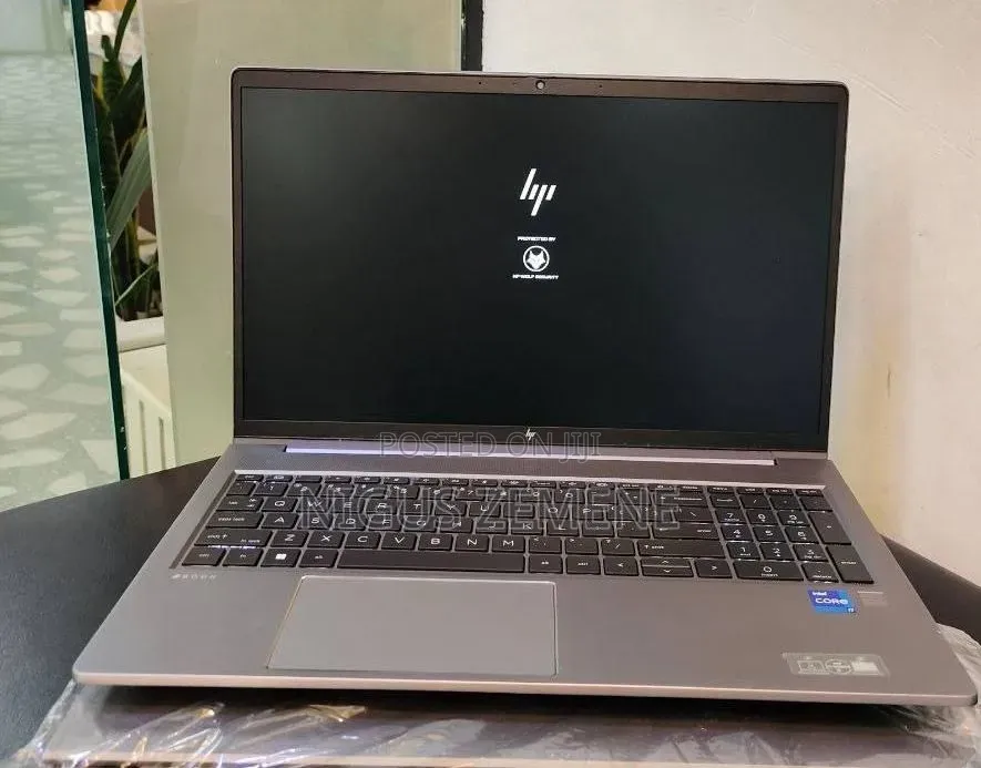 New Laptop HP ZBook Power G7 16GB Intel Core i7 SSD 512GB