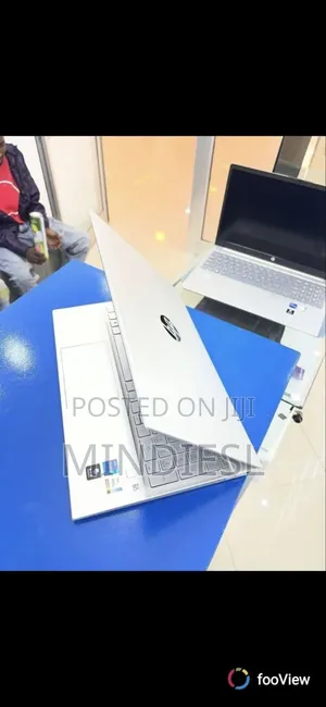 New Laptop Lenovo ThinkPad T14 32GB Intel Core i7 SSD 512GB