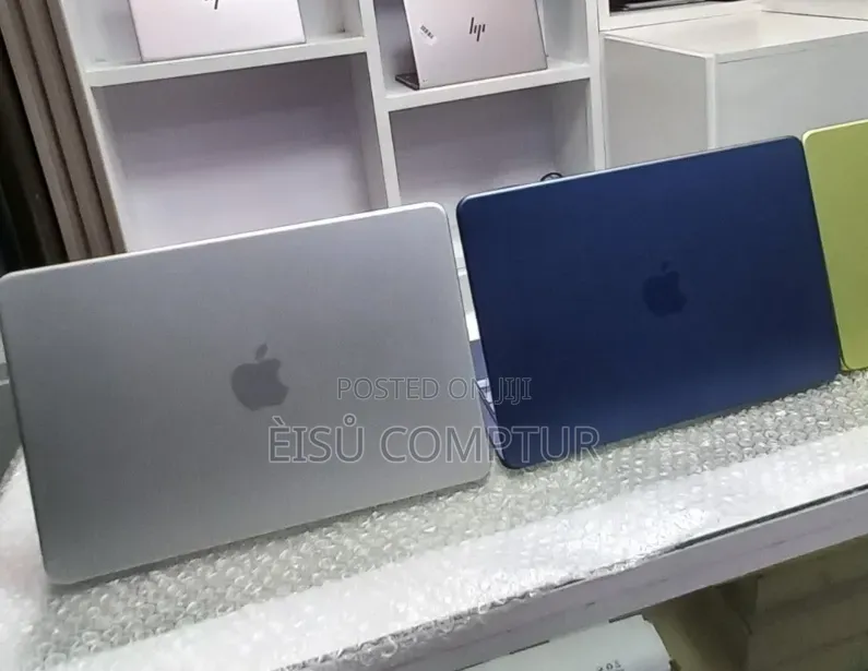New Laptop Apple MacBook Neo 2026 8GB AMD A10 SSD 256GB