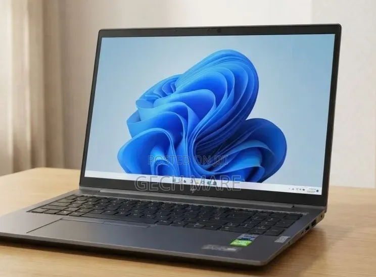 New Laptop HP ZBook 14 16GB Intel Core i7 SSD 512GB