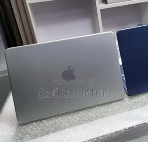 New Laptop Apple MacBook Neo 2026 8GB AMD SSD 512GB