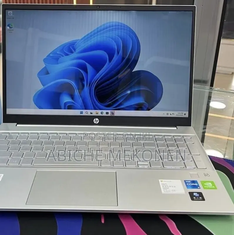New Laptop HP Pavilion 15 16GB Intel Core i5 SSD 512GB