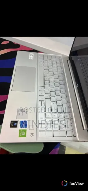 New Laptop HP Pavilion 11 16GB Intel Core i5 SSD 512GB