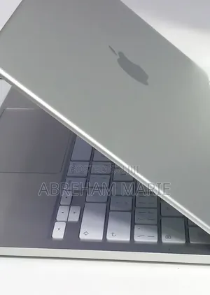 New Laptop Apple MacBook Neo 2026 8GB Intel Core 5 SSD 256GB