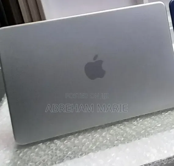 New Laptop Apple MacBook Neo 2026 8GB Intel Core 5 SSD 256GB