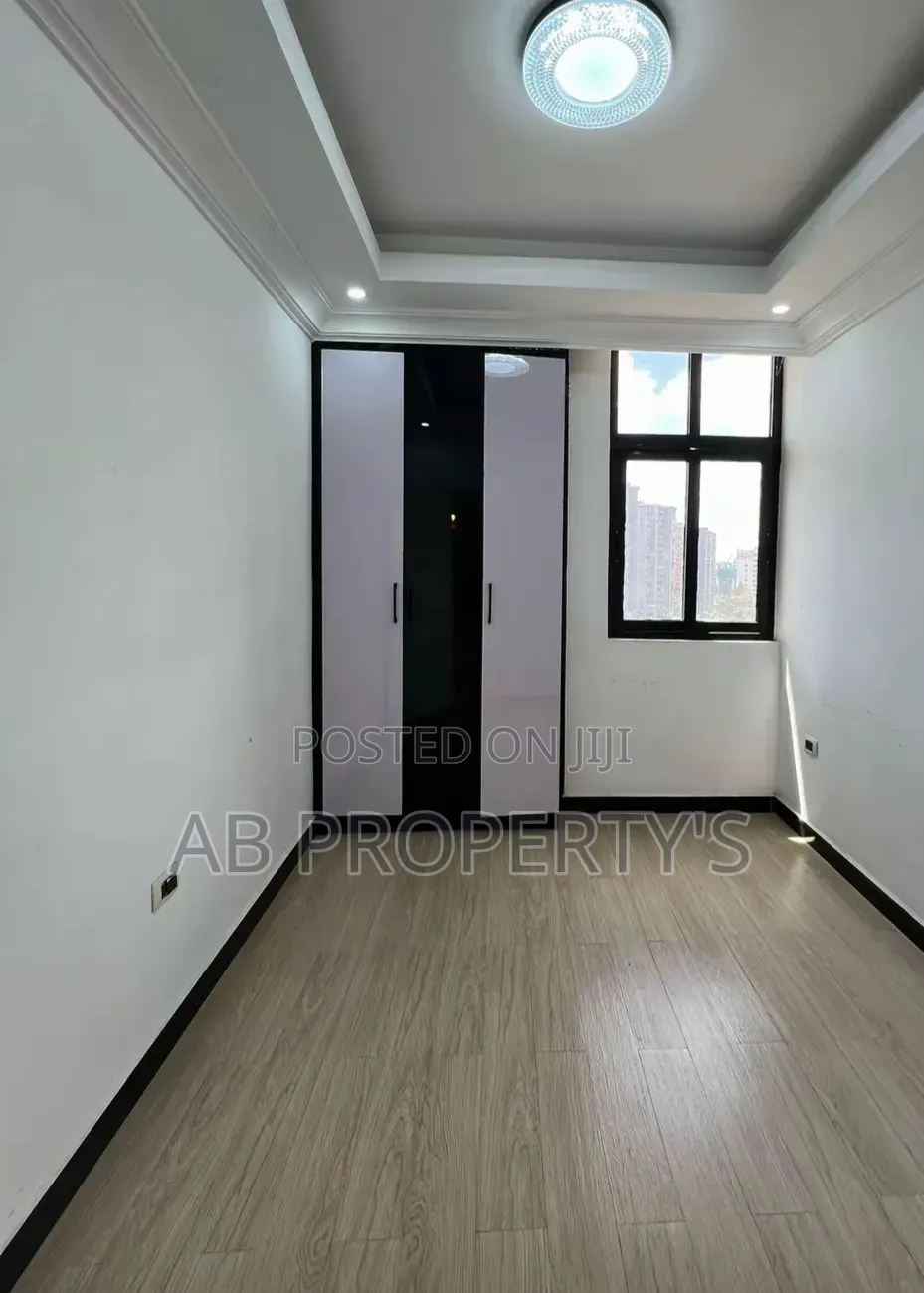 2bdrm Apartment in 24 መገናኛ, Yeka for sale