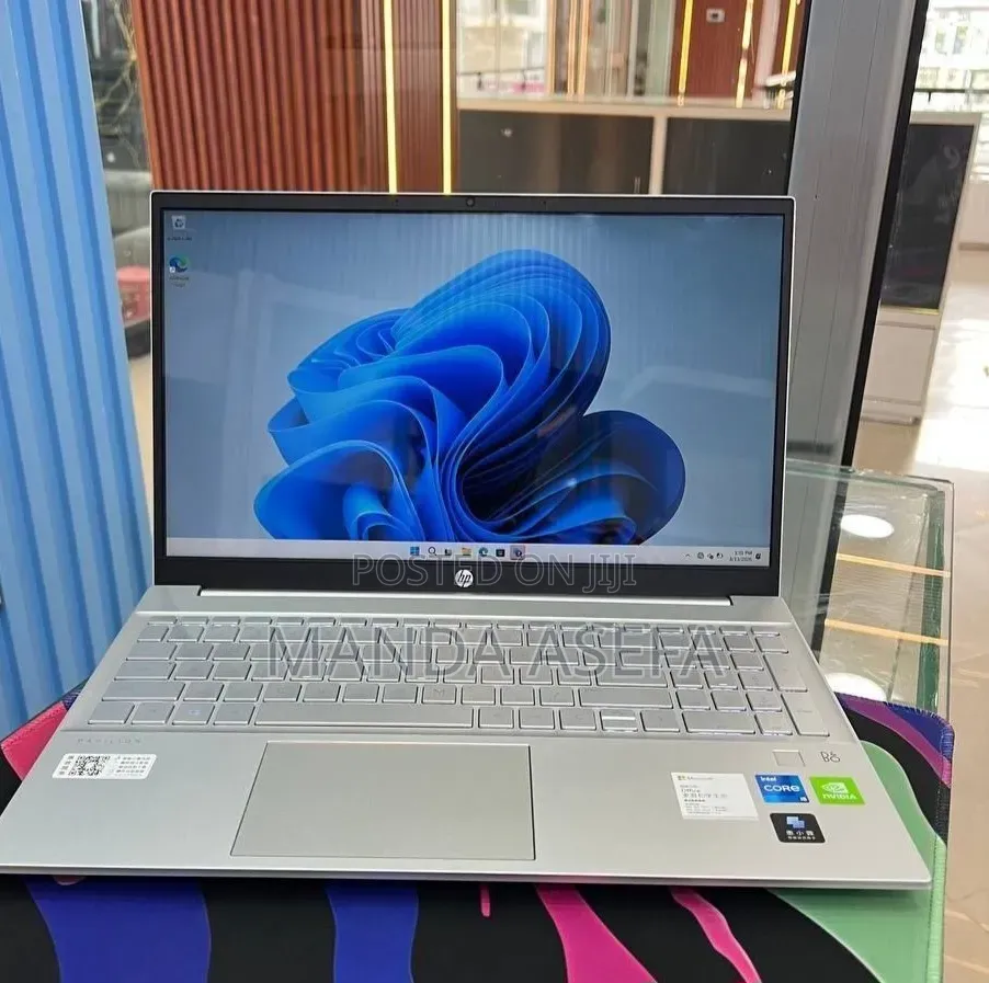New Laptop HP Pavilion 15 16GB Intel Core i5 SSD 512GB