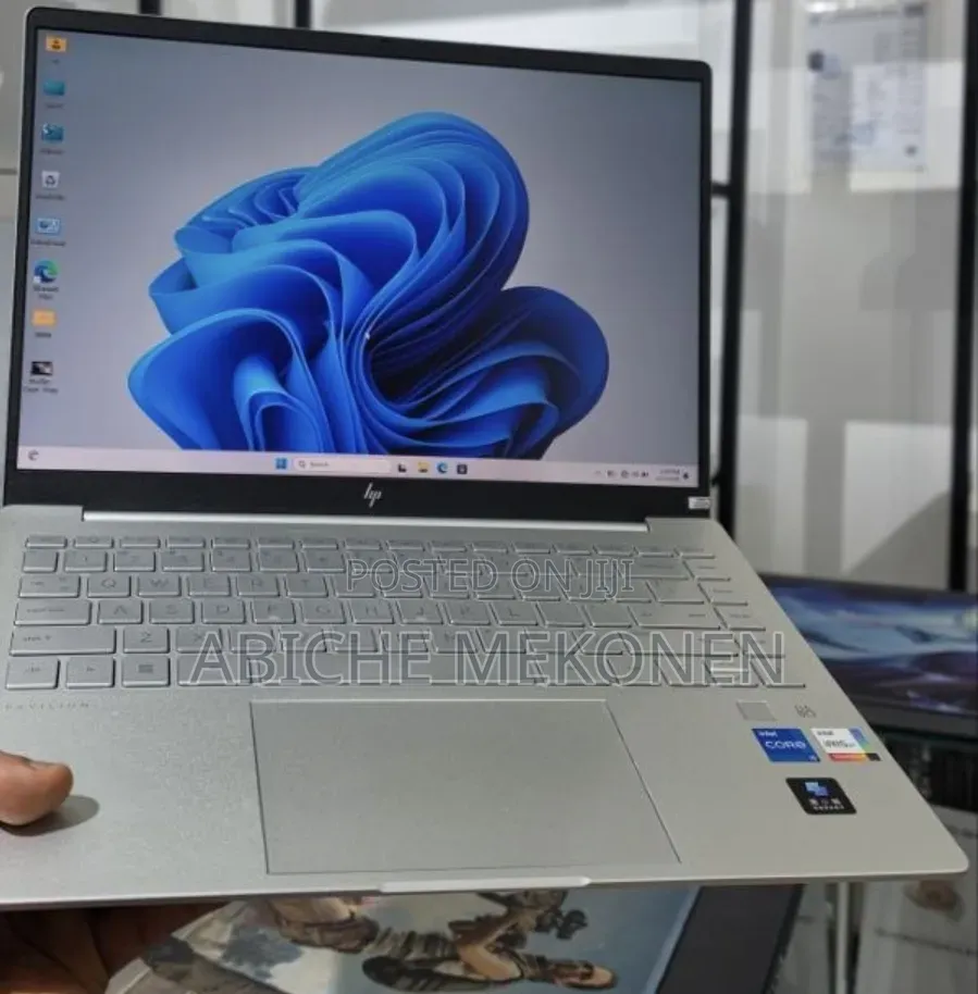 New Laptop HP Pavilion 14 16GB Intel Core i5 SSD 1T