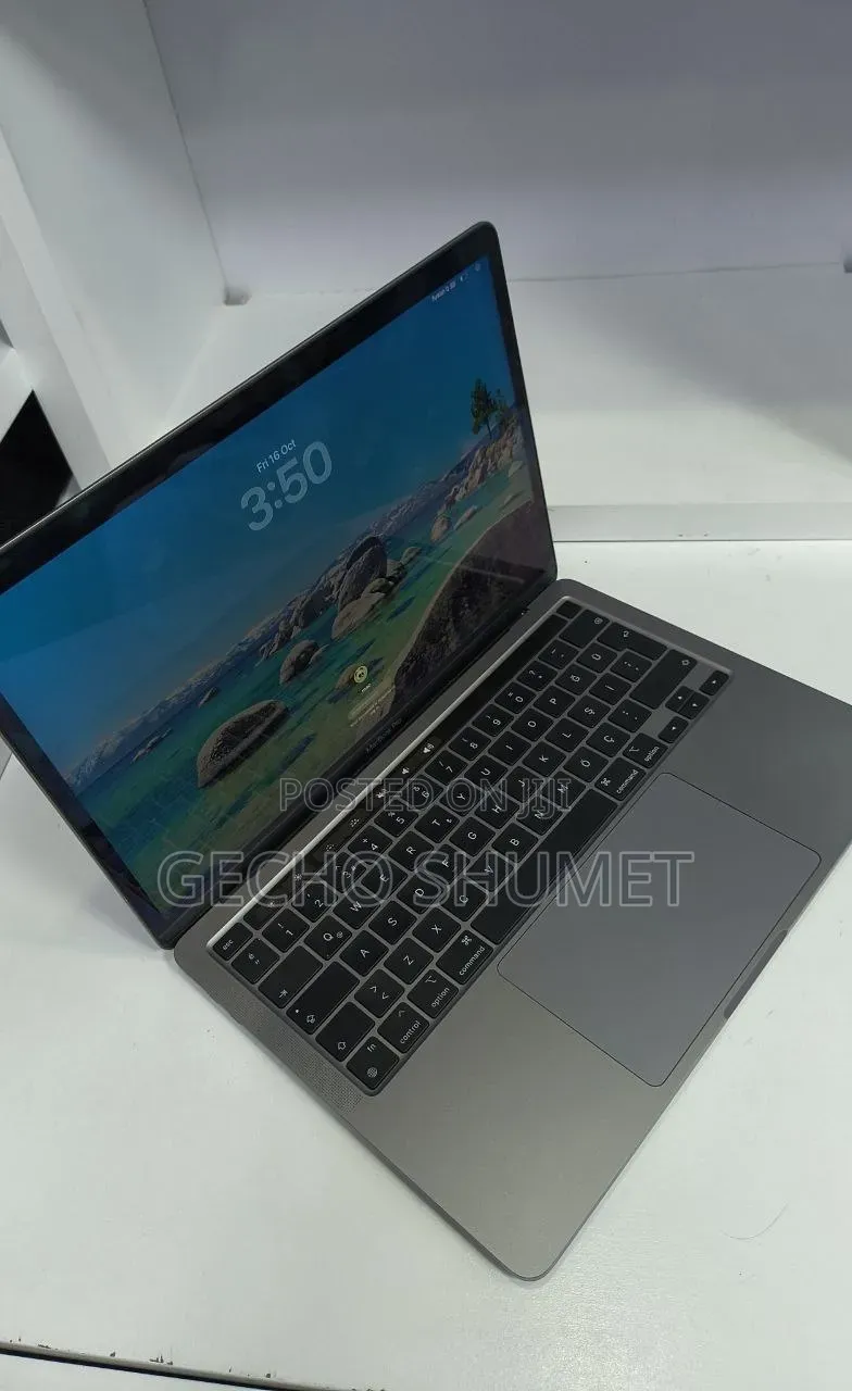 New Laptop Apple MacBook Pro 2020 M1 8GB Apple M1 Pro SSD 256GB