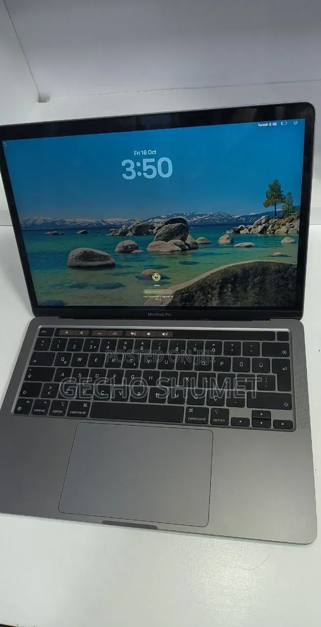 New Laptop Apple MacBook Pro 2020 M1 8GB Apple M1 Pro SSD 256GB