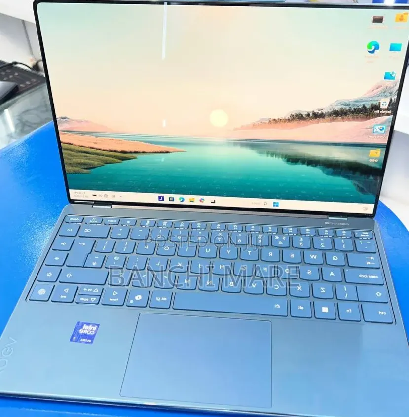 New Laptop Lenovo Yoga 710 16GB Intel Core Ultra 7 SSD 512GB