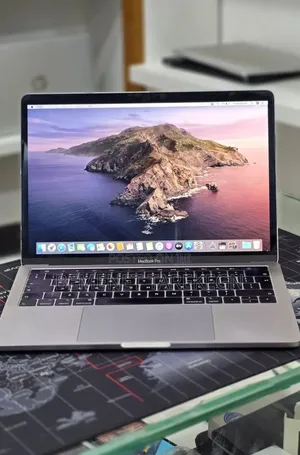 Laptop Apple MacBook Pro 2019 16GB Intel Core i7 SSD 1T