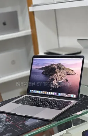 Laptop Apple MacBook Pro 2019 16GB Intel Core i7 SSD 1T