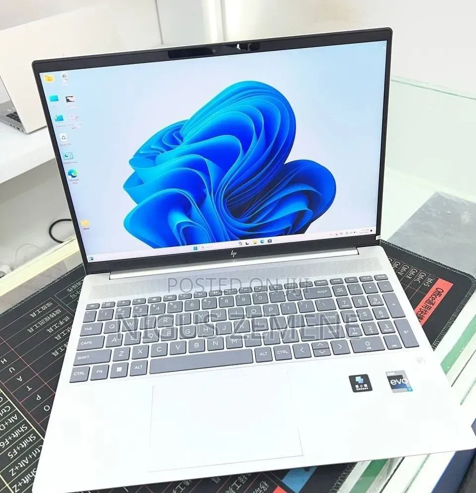 New Laptop HP Pavilion 14 16GB Intel Core i7 SSD 1T