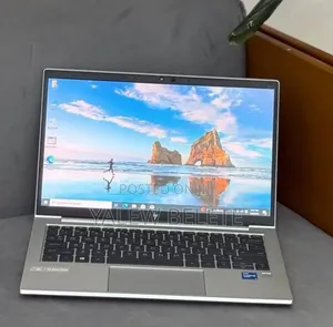 New Laptop HP EliteBook 830 G8 16GB Intel Core i7 SSD 512GB