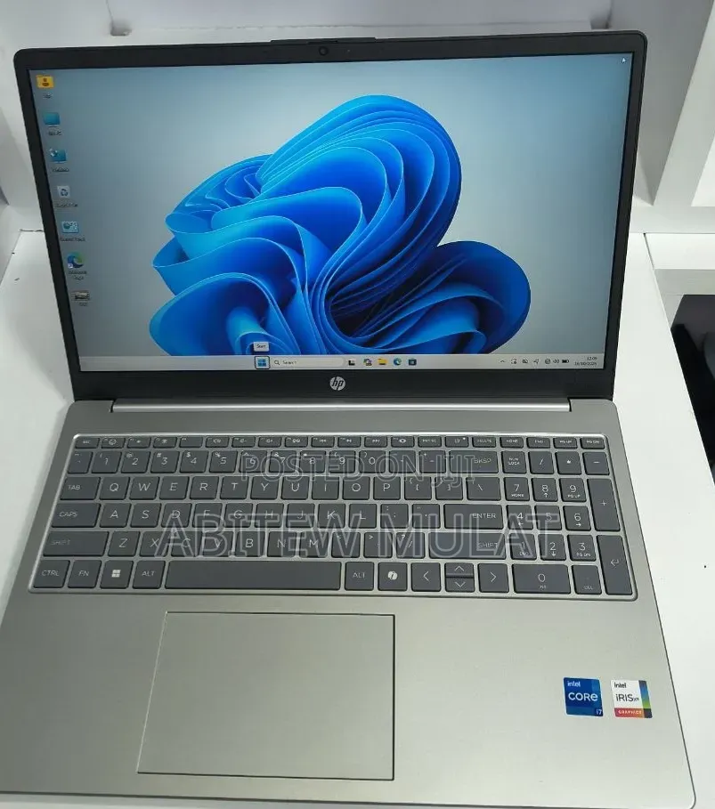 New Laptop HP Stream Notebook 16GB Intel Core i7 SSD 512GB