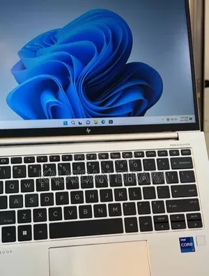 New Laptop HP EliteBook 840 G9 16GB Intel Core i7 SSD 512GB