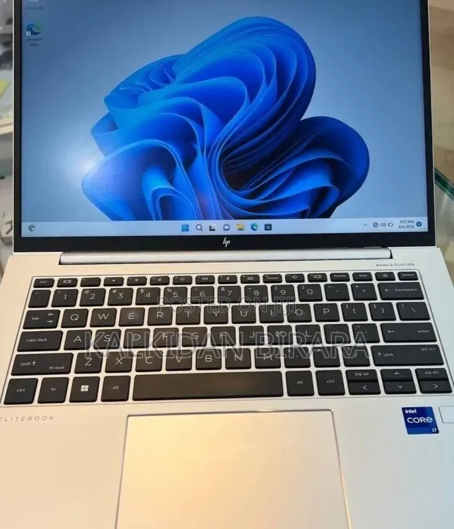 New Laptop HP EliteBook 840 G9 16GB Intel Core i7 SSD 512GB