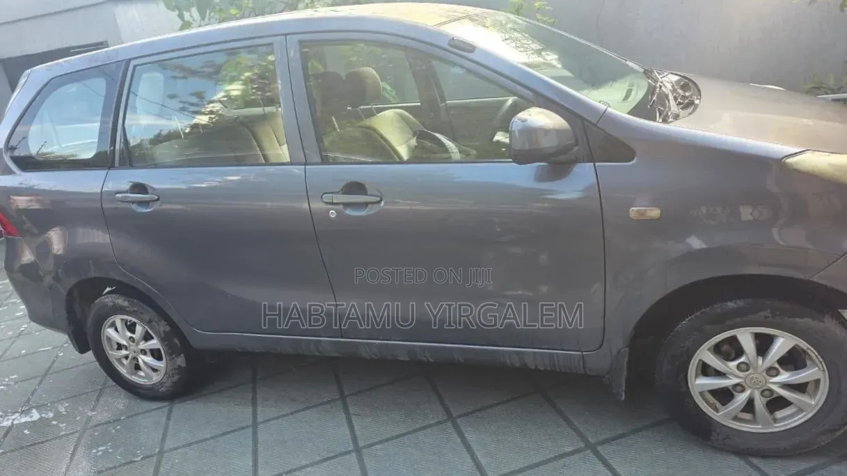 Toyota Avanza 2014 Gray
