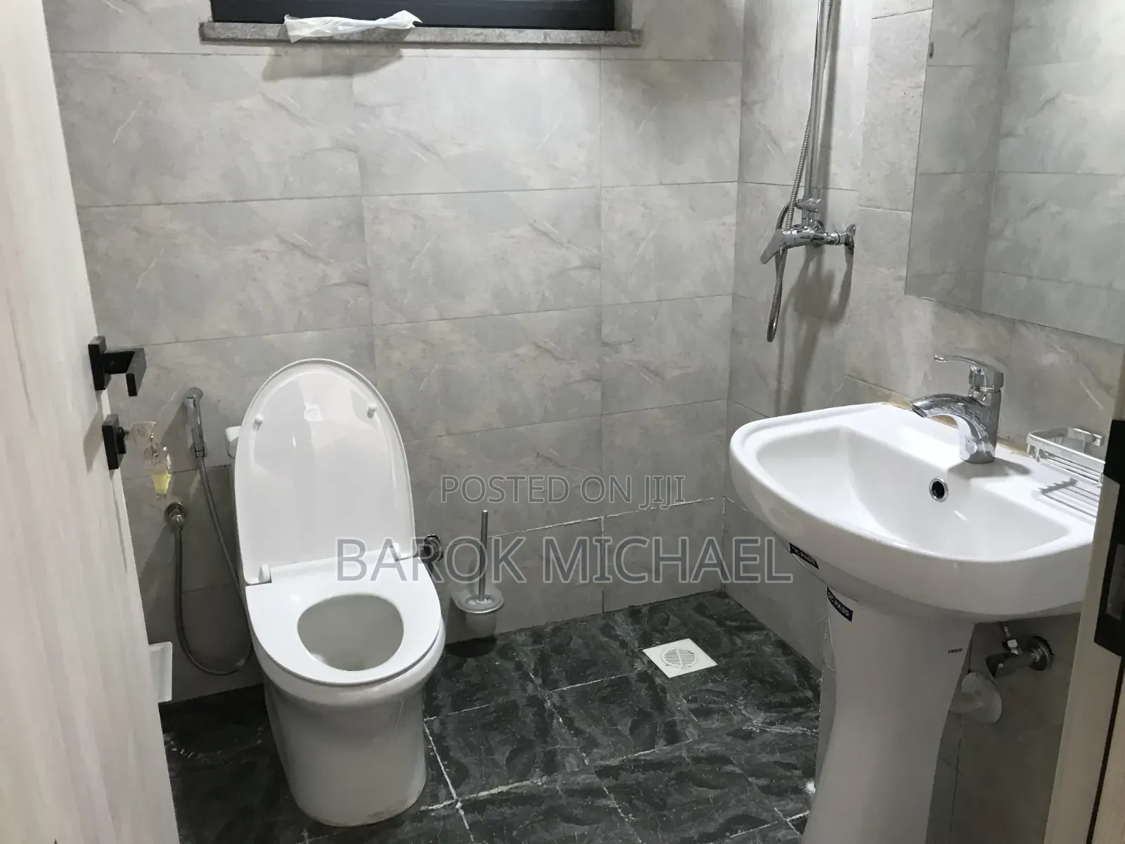 2bdrm Apartment in Century, Kirkos for rent
