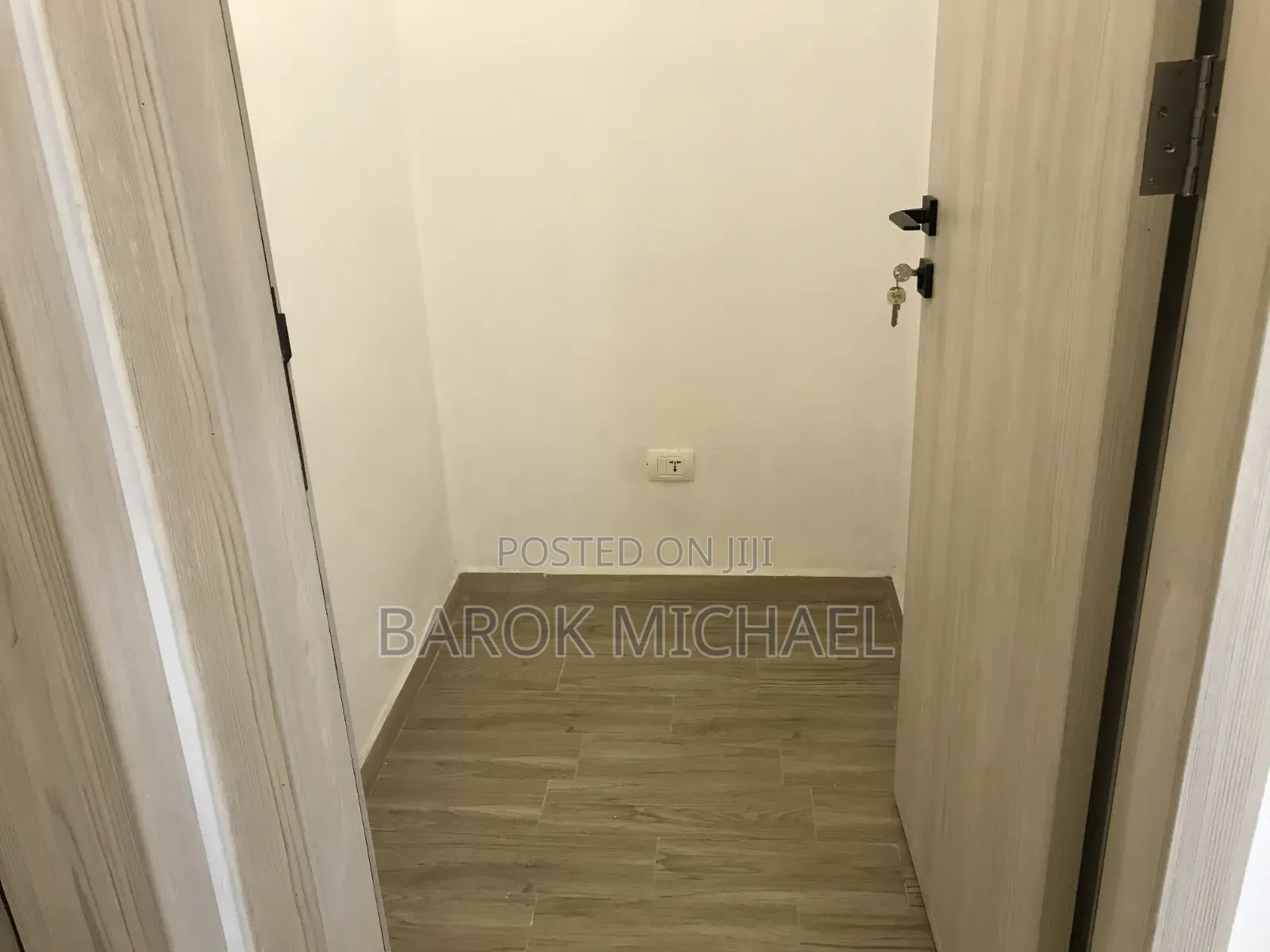 2bdrm Apartment in Century, Kirkos for rent