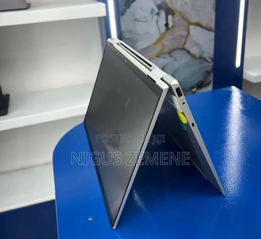 New Laptop HP EliteBook x360 1040 G7 16GB Intel Core i7 SSD 512GB