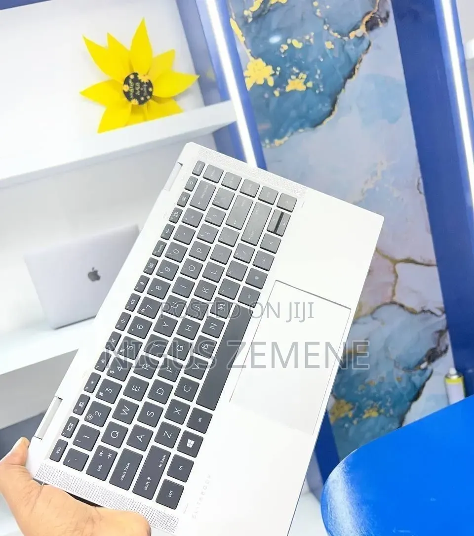 New Laptop HP EliteBook x360 1040 G7 16GB Intel Core i7 SSD 512GB