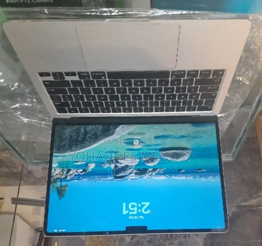 New Laptop Apple MacBook Air 2022 M2 16GB Apple M2 SSD 1T