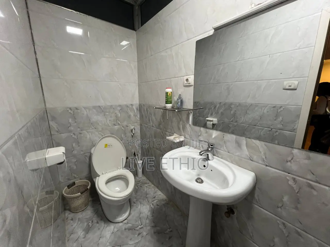 Furnished 2bdrm Apartment in Yeka for rent