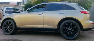 Infiniti FX35 2003