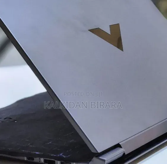 New Laptop HP Victus 15 8GB Intel Core i5 SSD 512GB