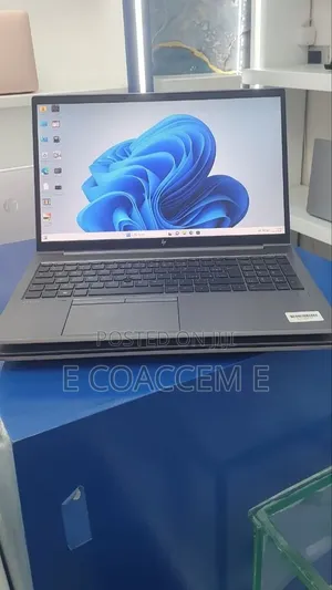 New Laptop HP 15 16GB Intel Core i7 SSD 512GB