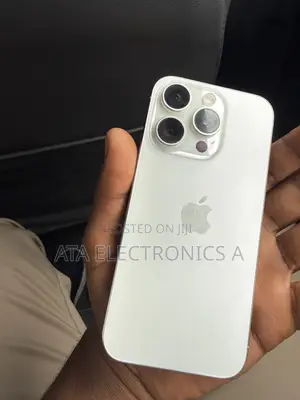 Apple iPhone 15 Pro 256 GB White