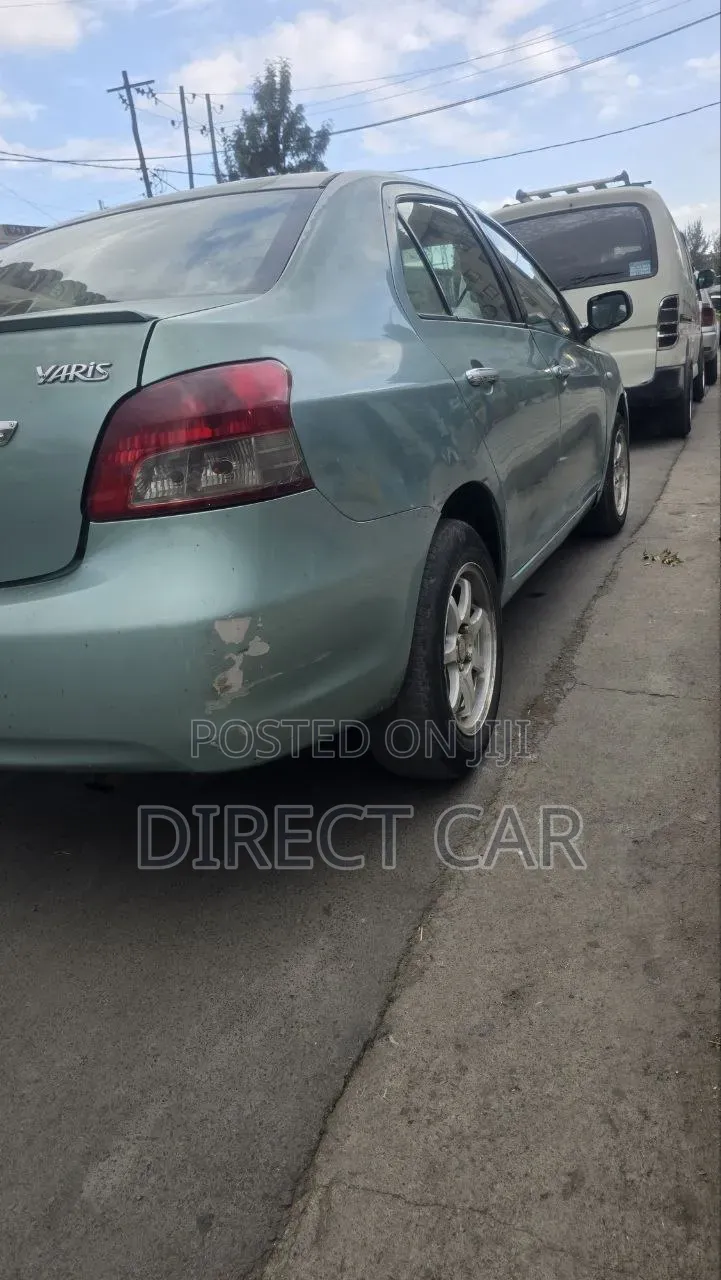 Toyota Yaris 2008 Silver