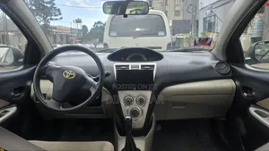 Toyota Yaris 2008 Silver