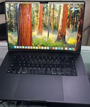 New Laptop Apple MacBook Pro 2024 M4 Max 48GB Apple M4 Max SSD 2T
