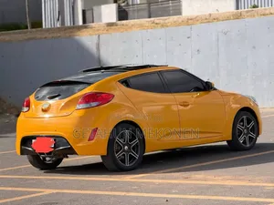 Hyundai Veloster 2014 Yellow