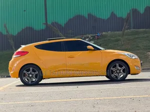 Hyundai Veloster 2014 Yellow