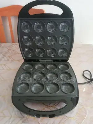 Saachi Electric Min Waffle Maker 12 in 1