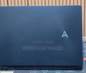 New Laptop Asus ZenBook UX303UA 32GB Intel Core i9 SSD 1T