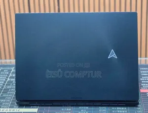 New Laptop Asus ZenBook UX303UA 32GB Intel Core i9 SSD 1T