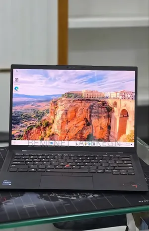Laptop Lenovo ThinkPad X1 Carbon 16GB Intel Core i7 SSD 512GB